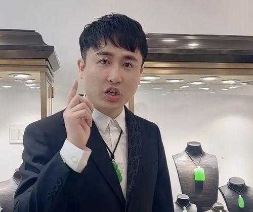 吃瓜网红小哥哥,揭秘网红小哥哥的吃瓜日常